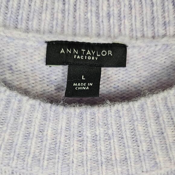 L Ann Taylor Factory Lavender Knit Sweater w Gems Large Light Purple Lilac Crew - Picture 5 of 9